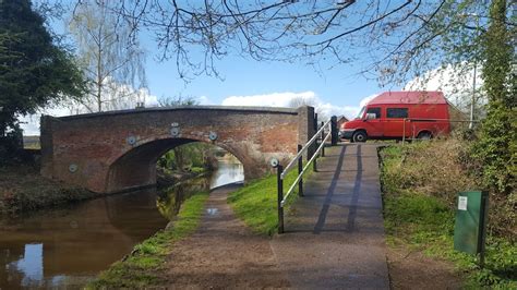 Cheap Car Hire Lichfield UK from car rentals.co.uk.